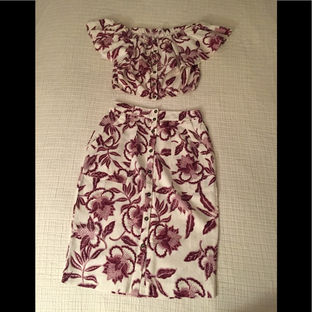 Astr The Label, Blouse and skirt  XS